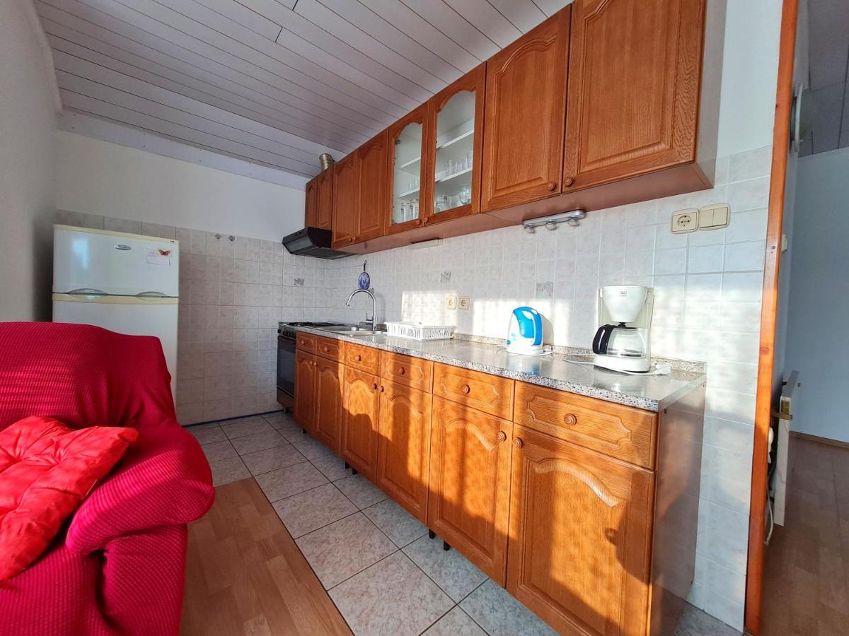 Apartman Tea Novi Vinodolski Exterior foto